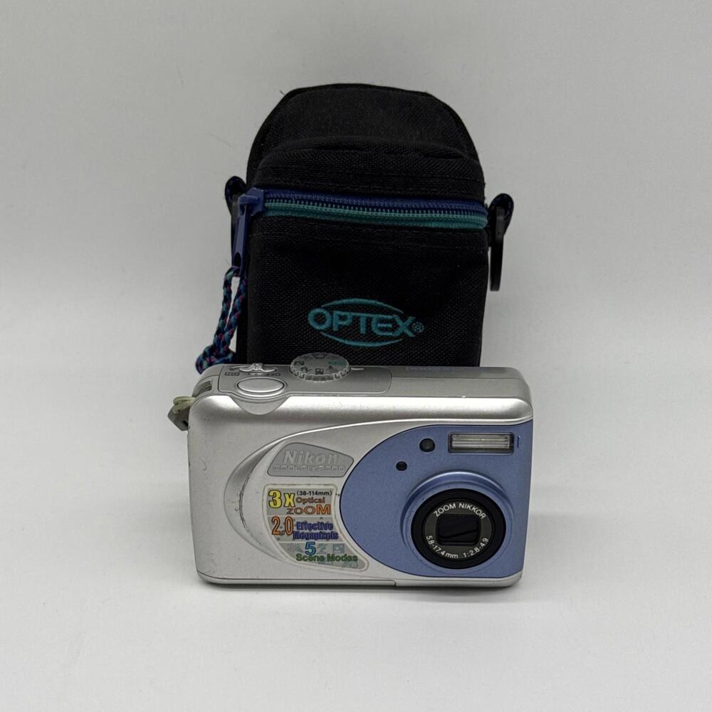 Vintage Nikon Coolpix 2000 2.0MP Compact Digital Camera Silver Blue Tested